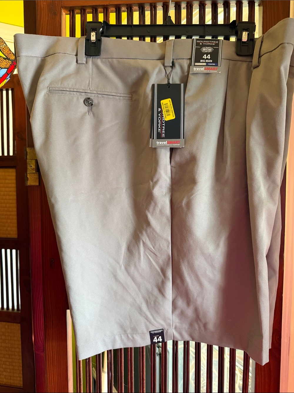 TravelSmith Men's Light Gray Flat-Front Dress Pants